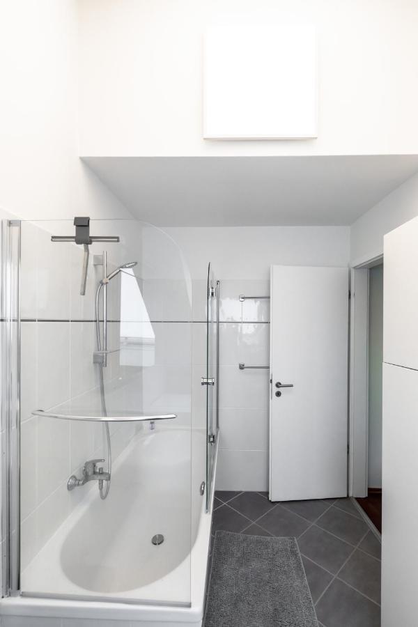 The Beverly Hills Of Frankfurt In Hofheim Penthouse Or Garden Exterior foto